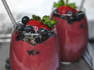 Batido de fresa y moras